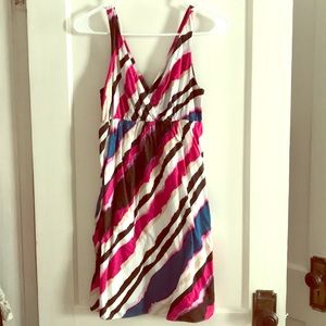 Multi colored Old Navy dress (POCKETS!)